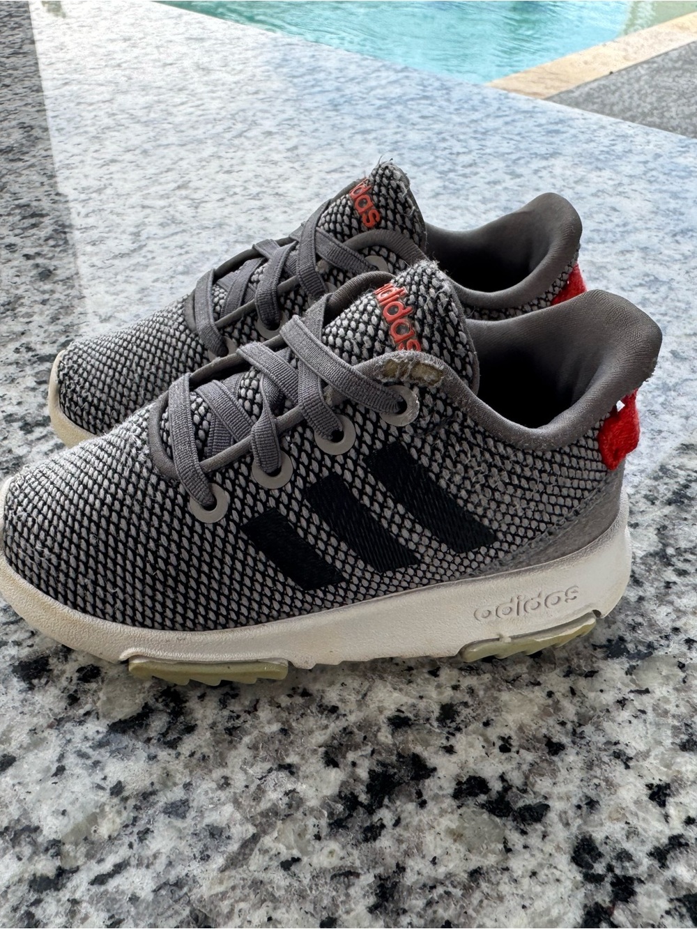 adidas Kids Gray Knit Sneakers with Red Heel Tab